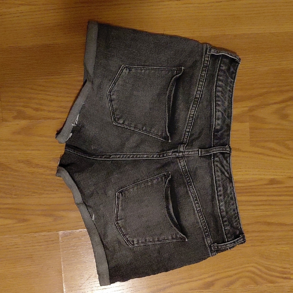 Universal Thread Gray Jean Shorts - image 2